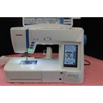 Janome Skyline S9